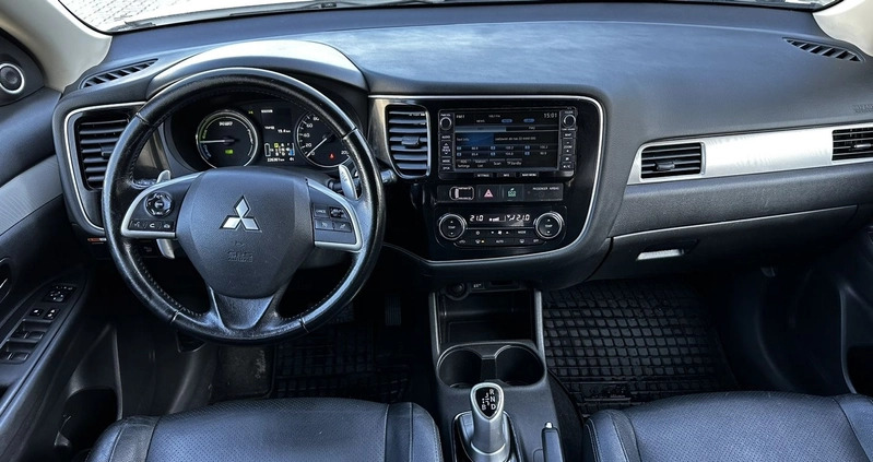 Mitsubishi Outlander cena 58999 przebieg: 226361, rok produkcji 2013 z Piaseczno małe 704